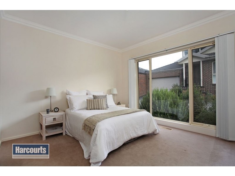 5 Jessica Park Drive, Lilydale VIC 3140