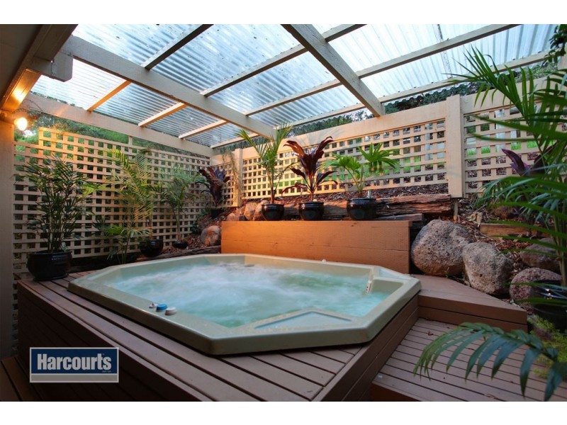 4 Tulip Court, Warranwood VIC 3134