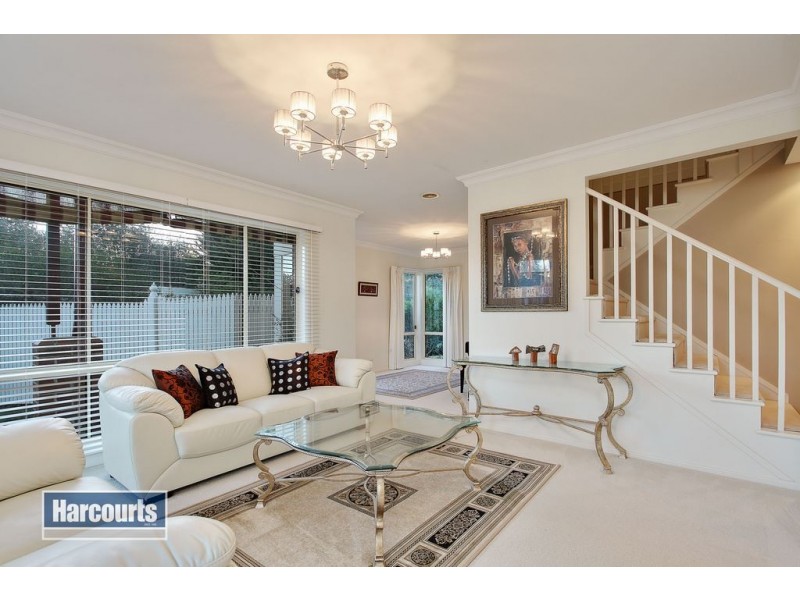 4 Chateau Close, Croydon VIC 3136