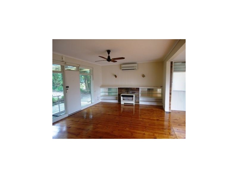 42 Ruskin Avenue, Croydon VIC 3136