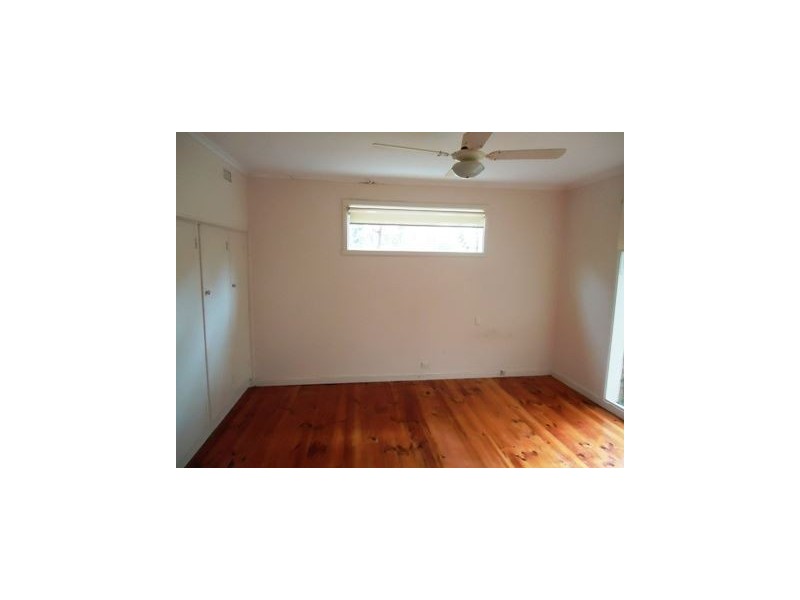 42 Ruskin Avenue, Croydon VIC 3136