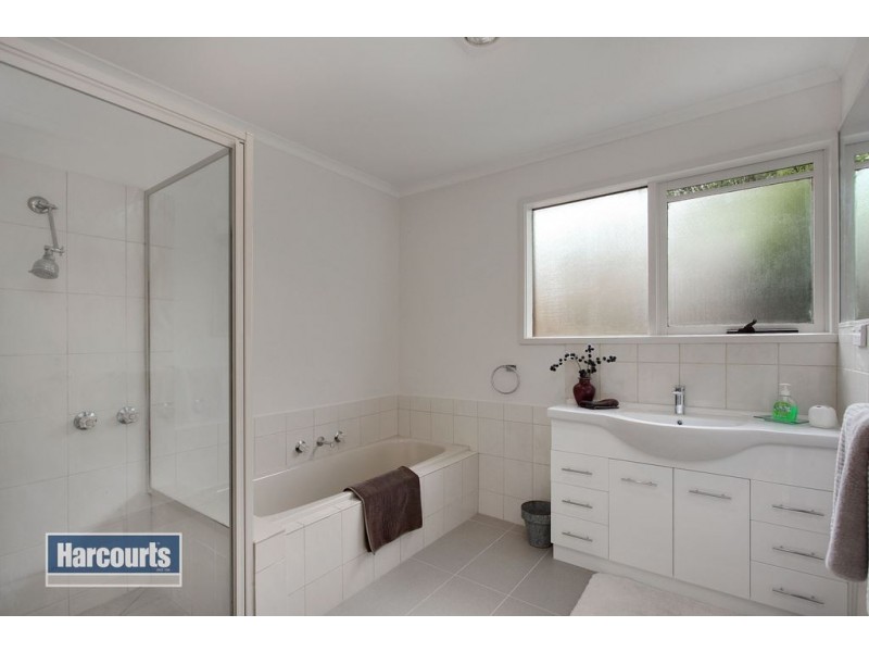 1 Bambra Street, Croydon VIC 3136
