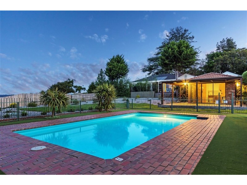 16 The Briars, Mooroolbark VIC 3138