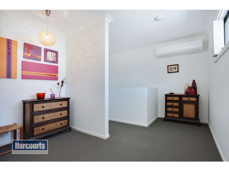 16 Evans Drive, Croydon VIC 3136