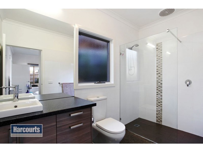 124A Edward Road, Chirnside Park VIC 3116