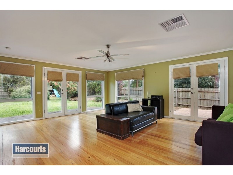 12 Elsie Grove, Mount Evelyn VIC 3796