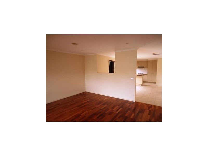 49 Grierson Drive, Kilsyth VIC 3137