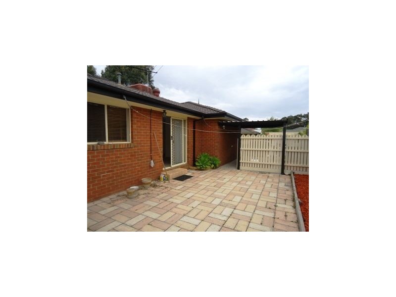 49 Grierson Drive, Kilsyth VIC 3137