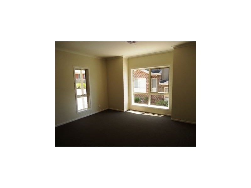 9/4 Humber Road, Croydon North VIC 3136