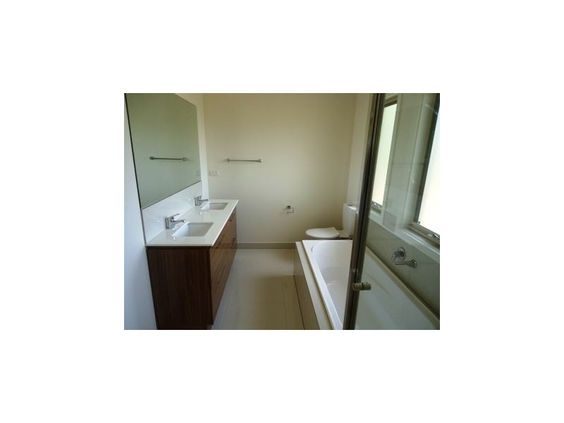 1/31 Jackson Street, Croydon VIC 3136