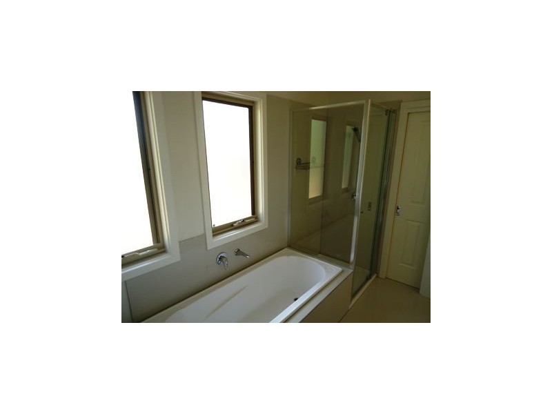 1/31 Jackson Street, Croydon VIC 3136