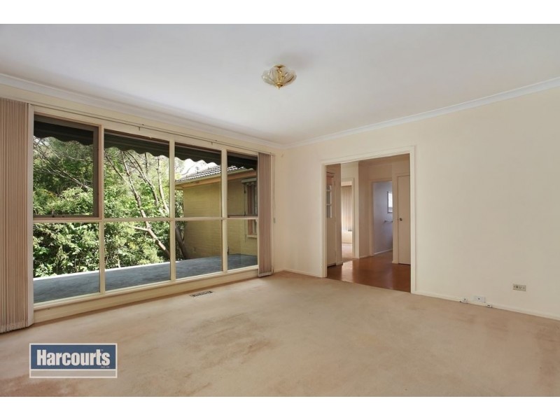 30 Kincumber Drive, Croydon VIC 3136