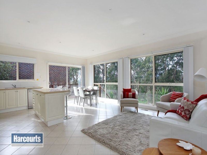 11 Jessica Park Drive, Lilydale VIC 3140