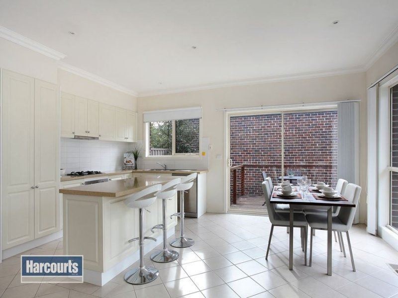 11 Jessica Park Drive, Lilydale VIC 3140