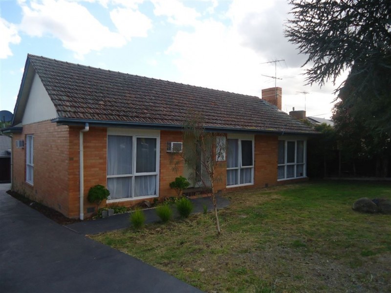 38 Fortuna Avenue, Croydon VIC 3136