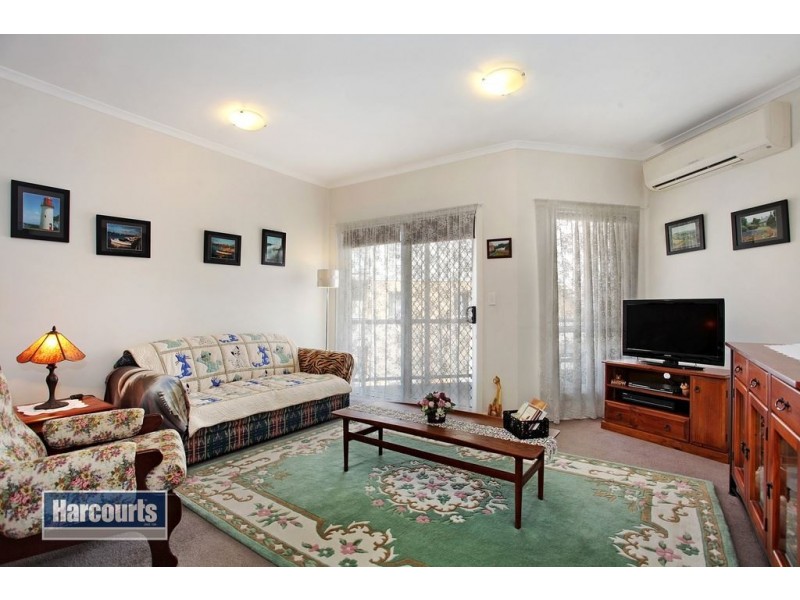 22/13-15 Hewish Road, Croydon VIC 3136