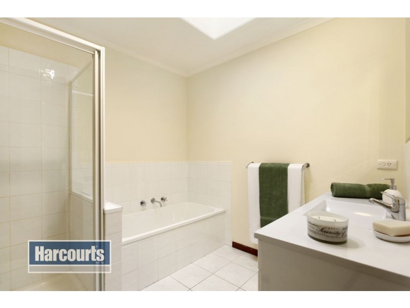 12/83A Lincoln Road, Croydon VIC 3136