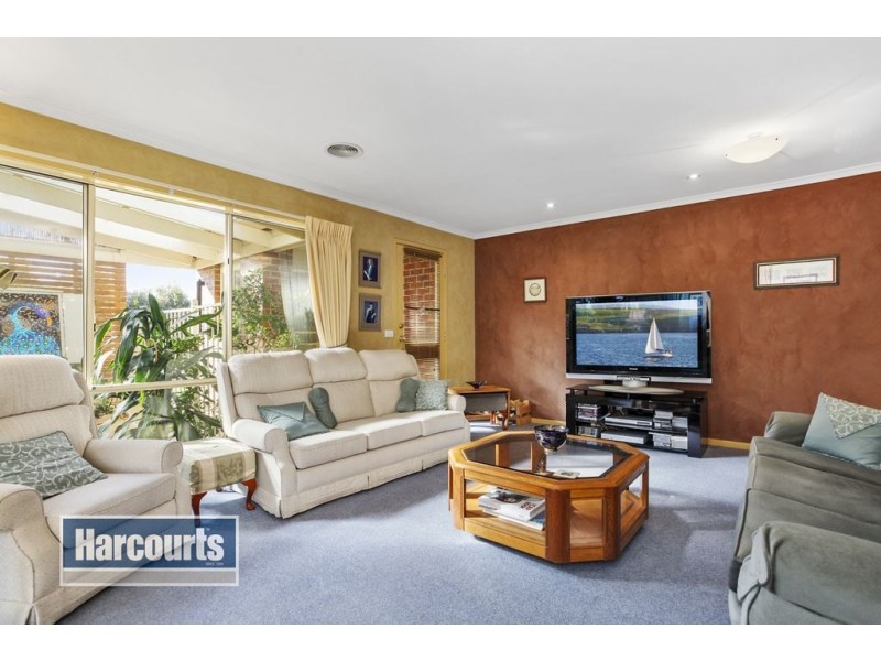 11 Nimblefoot Way, Lilydale VIC 3140