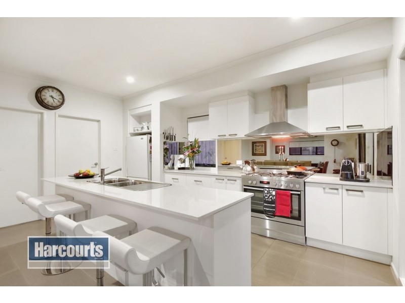 9 Evans Drive, Croydon VIC 3136