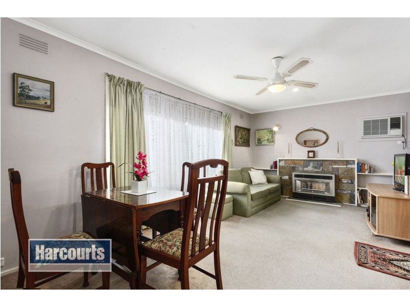 67 Croydondale Drive, Mooroolbark VIC 3138