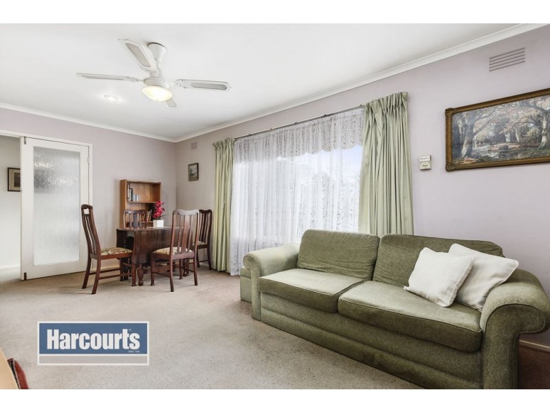 67 Croydondale Drive, Mooroolbark VIC 3138