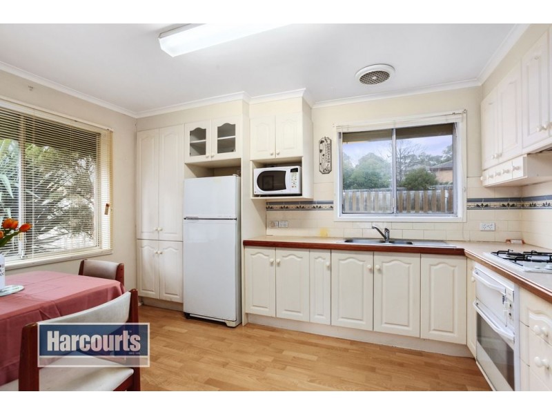 67 Croydondale Drive, Mooroolbark VIC 3138