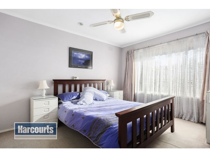 67 Croydondale Drive, Mooroolbark VIC 3138