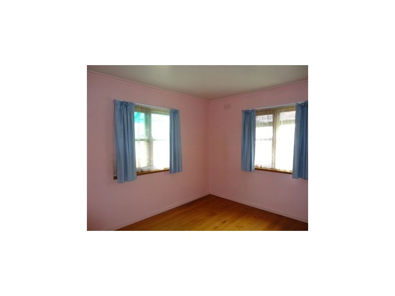 15 Farnley Street, Croydon VIC 3136