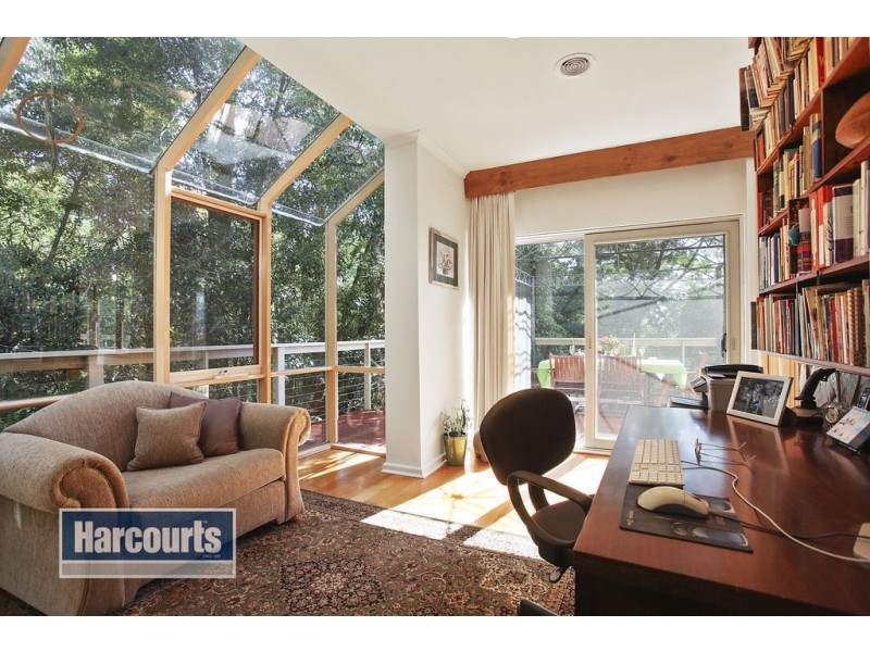 56 Alto Avenue, Croydon VIC 3136