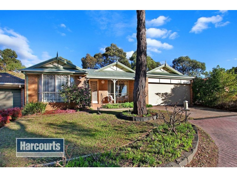 23 Manifold Court, Croydon South VIC 3136