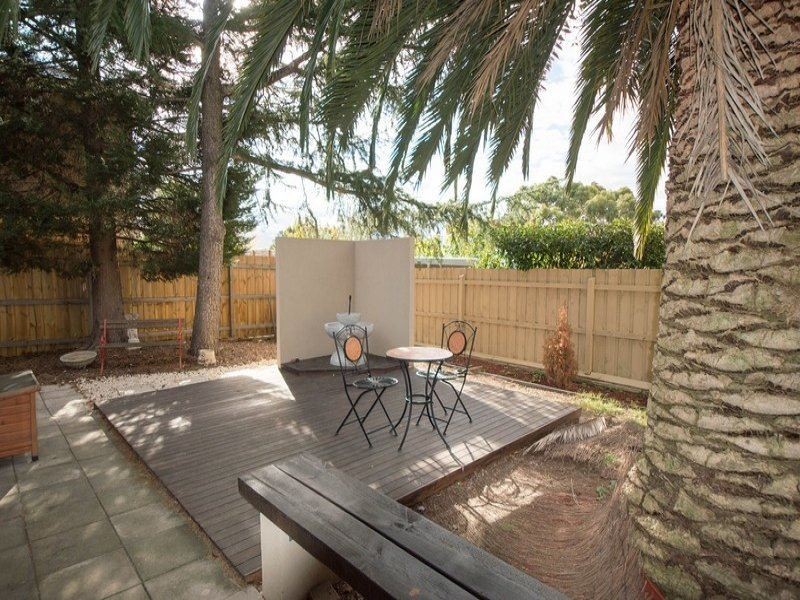 13A Faraday Road, Croydon South VIC 3136