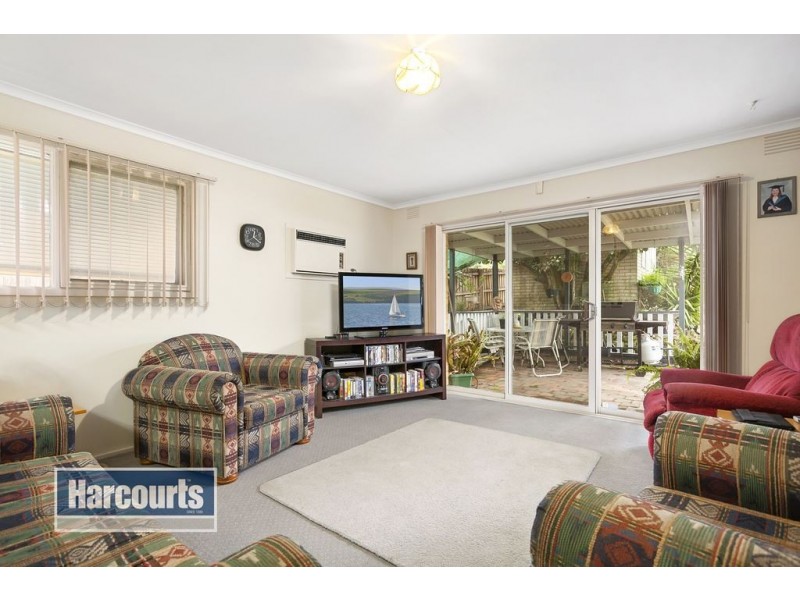 62 Croydondale Drive, Mooroolbark VIC 3138