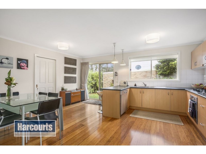 4/64 Vinter Avenue, Croydon VIC 3136