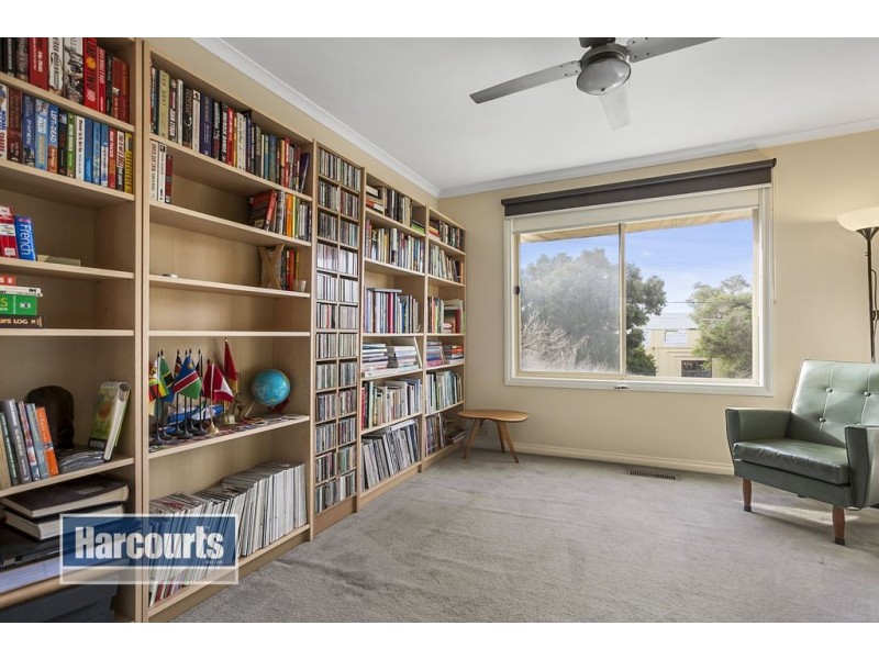 4/64 Vinter Avenue, Croydon VIC 3136