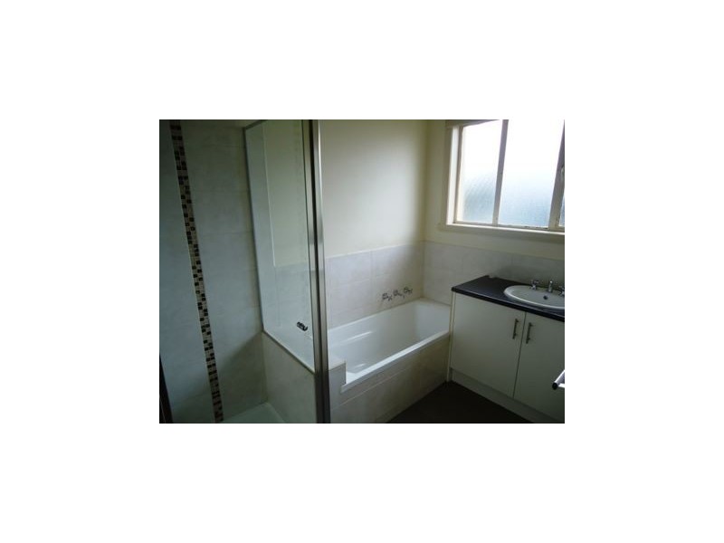 109-111 Holloway Road, Croydon North VIC 3136
