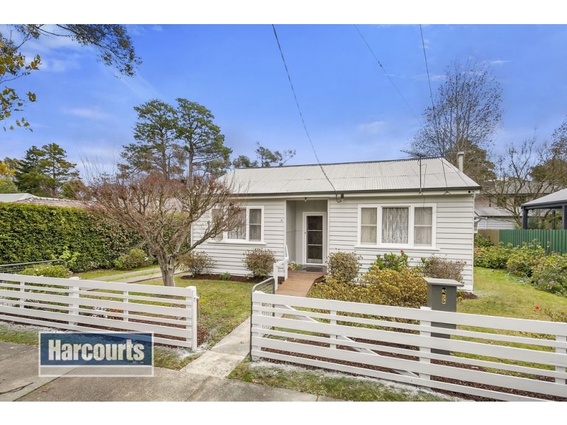 15 Farnley Street, Croydon VIC 3136