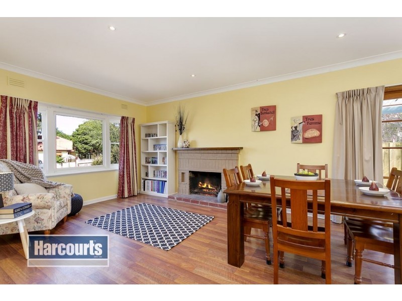 37 Churchill Way, Kilsyth VIC 3137