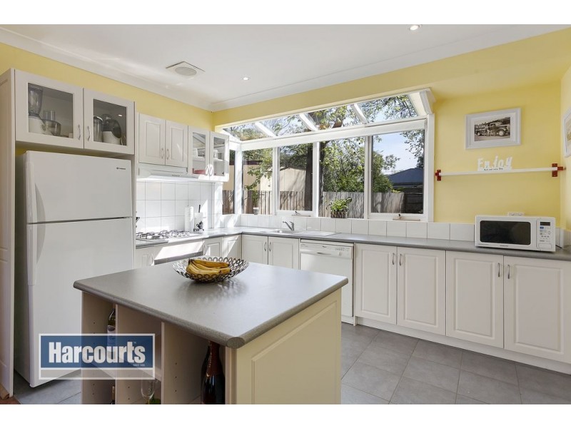 37 Churchill Way, Kilsyth VIC 3137