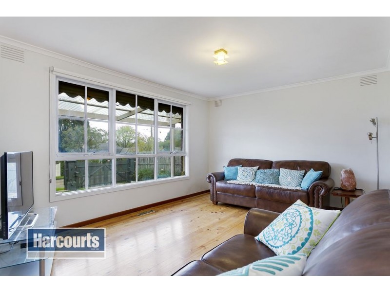 2 Coreen Street, Croydon VIC 3136