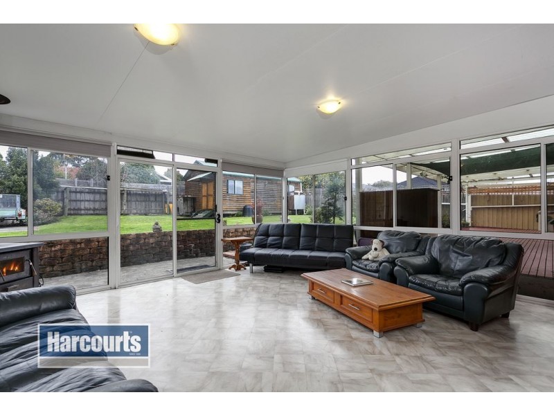 2 Coreen Street, Croydon VIC 3136