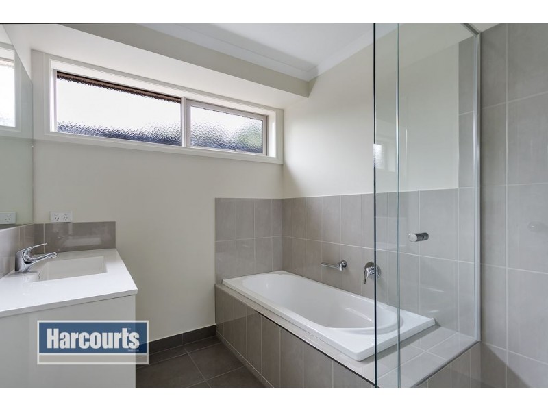 6A Moorina Lane, Mooroolbark VIC 3138