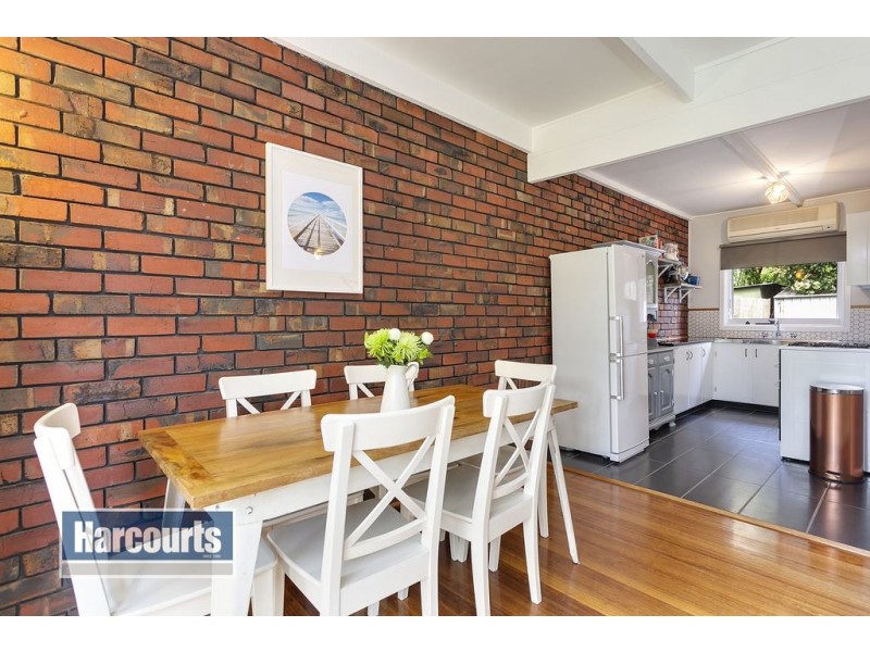 2/40 Cameron Road, Croydon VIC 3136