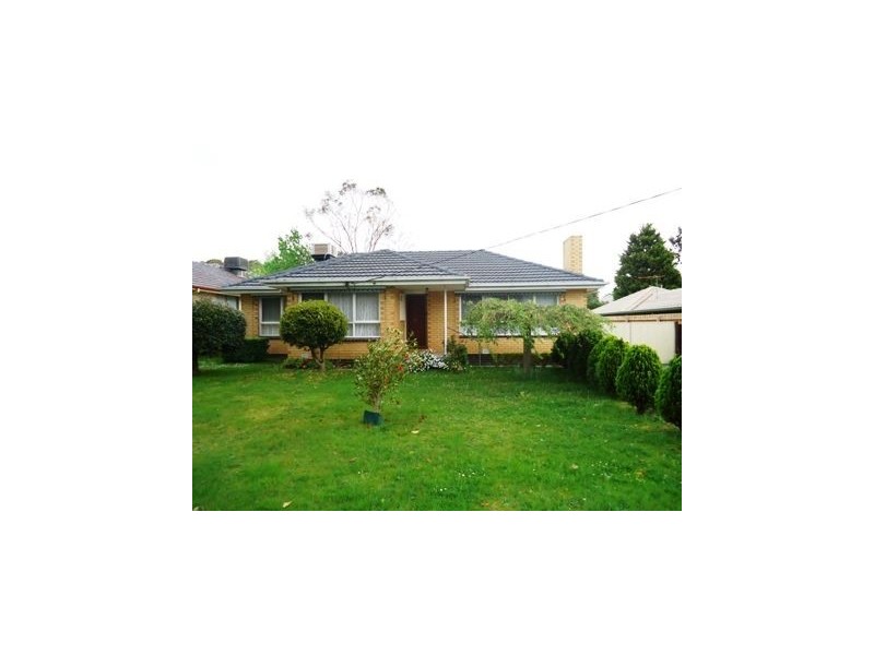 29 Bimbrook Drive, Croydon VIC 3136