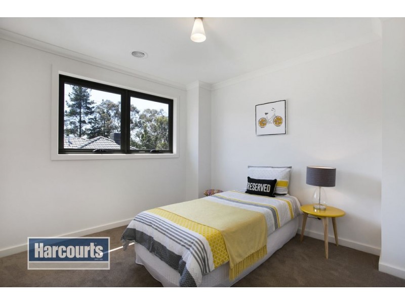 2/134 Railway Ave, Ringwood East VIC 3135