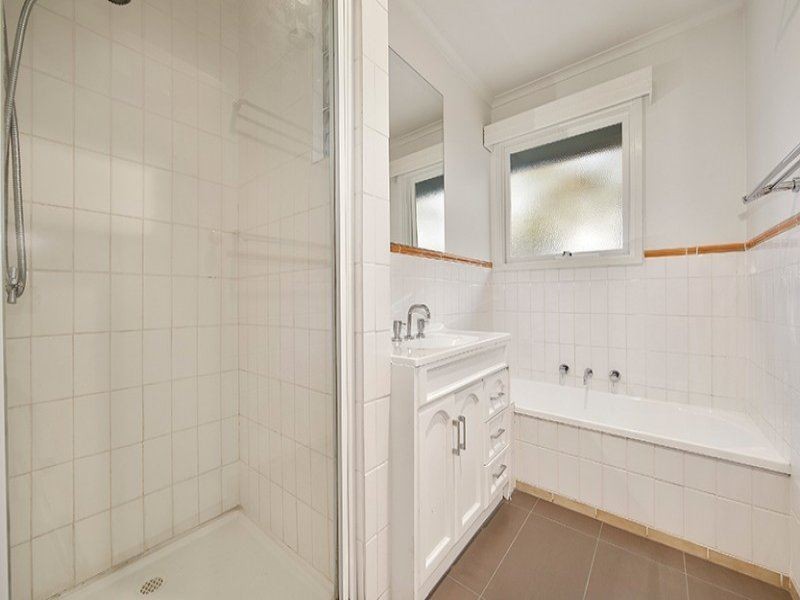 28 Neville Street, Mooroolbark VIC 3138