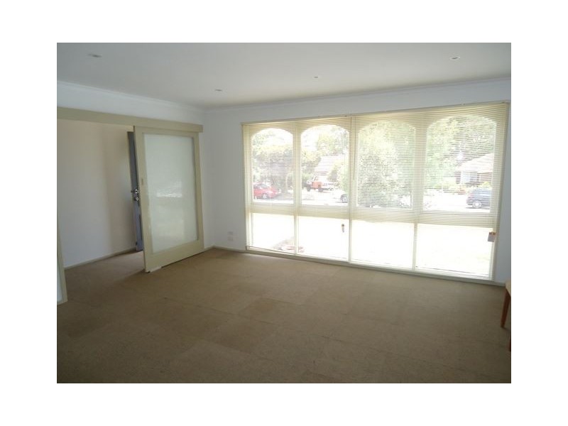 44 Sellick Drive, Croydon VIC 3136