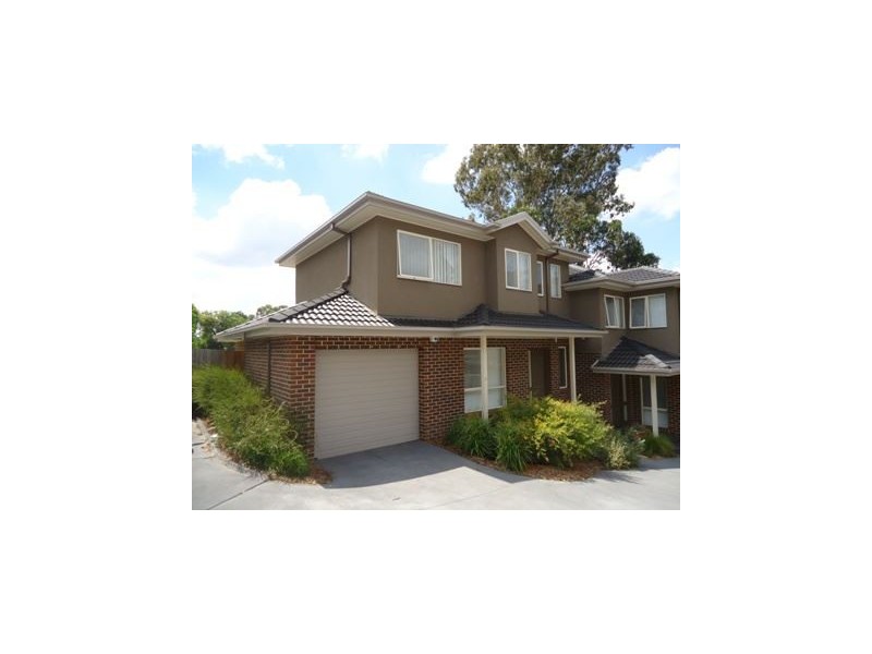 4/4 Humber Road, Croydon VIC 3136