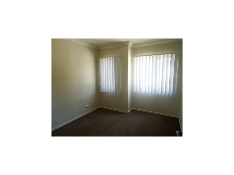 4/4 Humber Road, Croydon VIC 3136