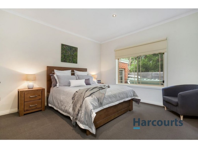 2/30 Winyard Drive, Mooroolbark VIC 3138