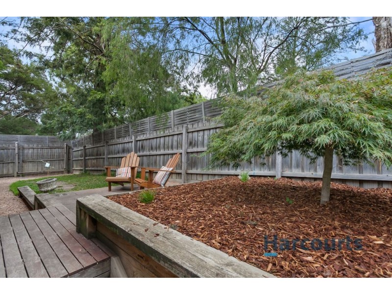 2/30 Winyard Drive, Mooroolbark VIC 3138